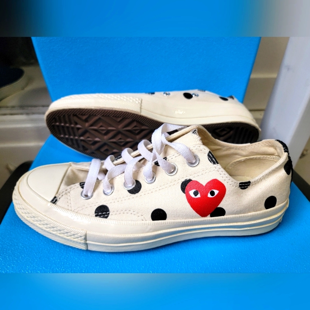 Comme des Garcons PLAY White and Black Sneakers with Heart Design